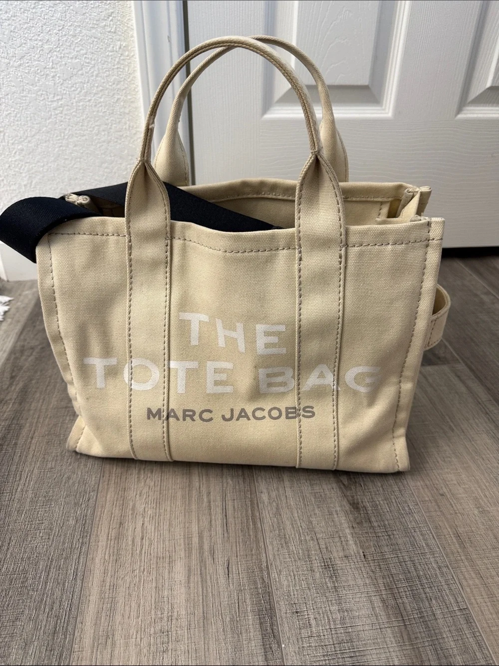 Marc Jacobs Canvas 'The Tote Bag' in Beige with Black Strap